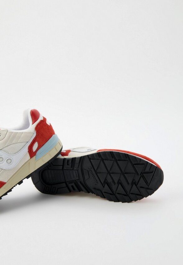 Кроссовки Saucony