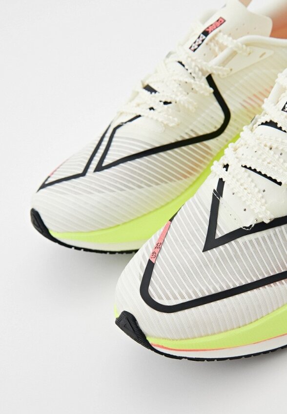 Кроссовки Peak