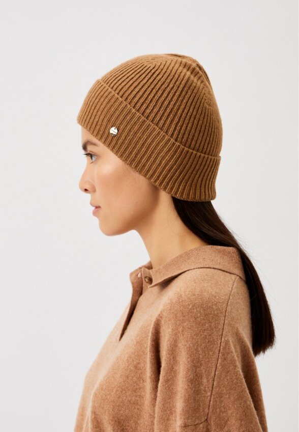 Шапка Coccinelle