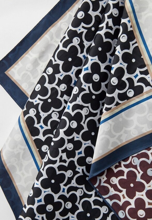 Платок нагрудный Seleva