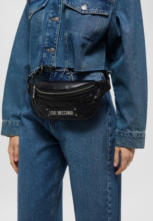 Сумка поясная Love Moschino