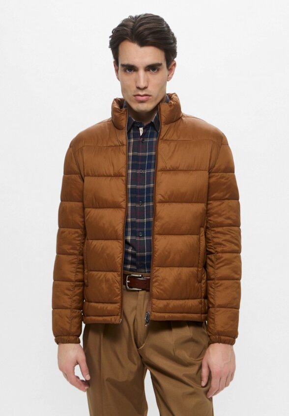 Плащ и куртка утепленная Trussardi