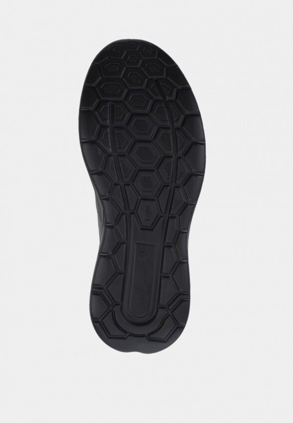 Кроссовки Pierre Cardin