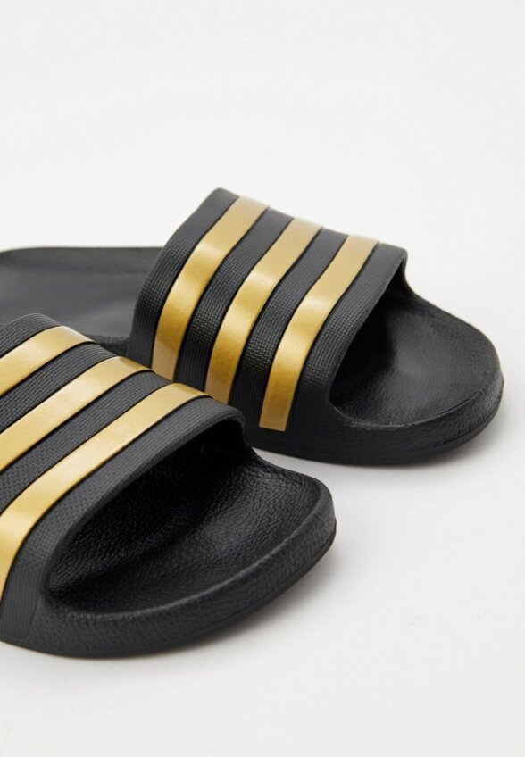 Сланцы adidas