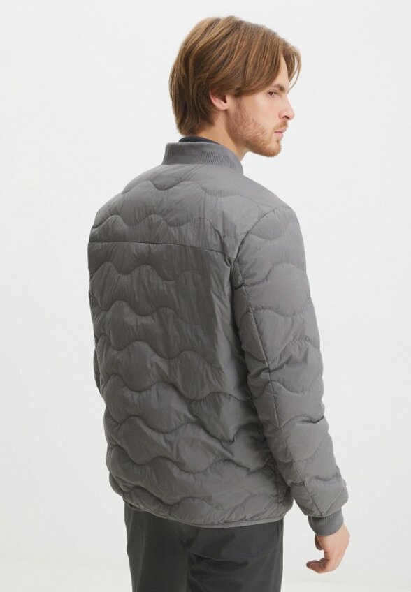 Бомбер Maison David