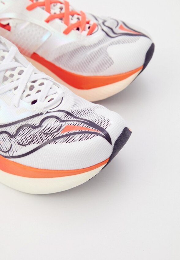 Кроссовки Saucony