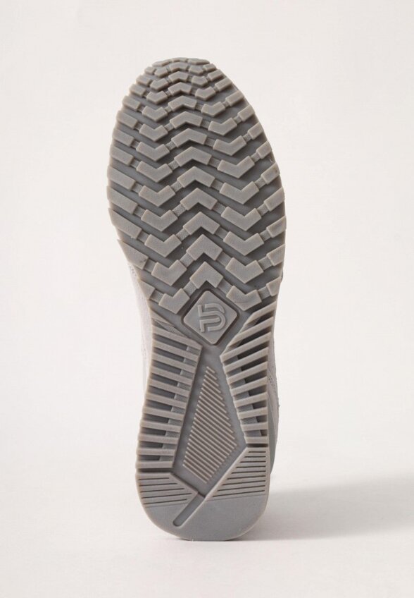 Кроссовки Baasploa