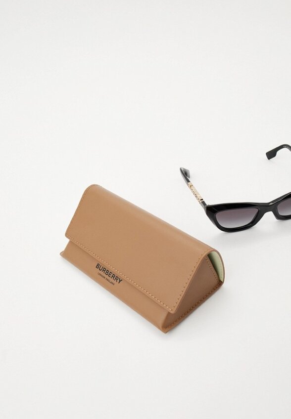 Очки солнцезащитные Burberry