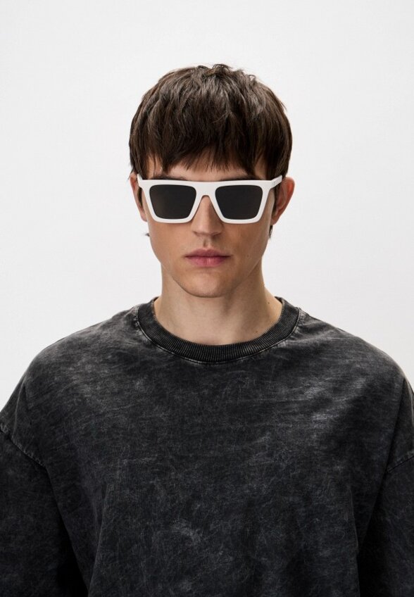 Очки солнцезащитные Versace