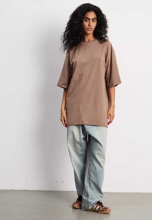 Футболка Artwear