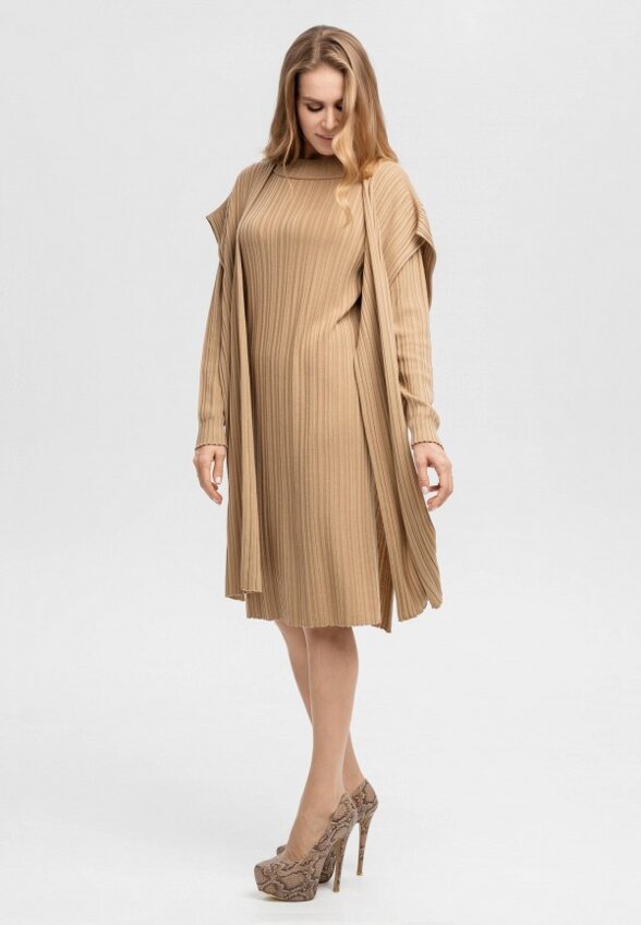 Платье и накидка Ареола