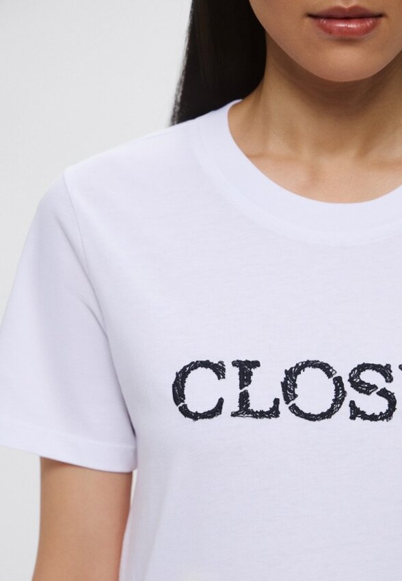 Футболка Closed