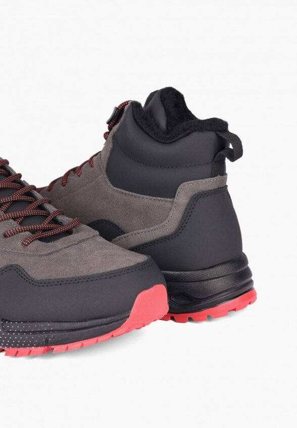 Кроссовки Pulse