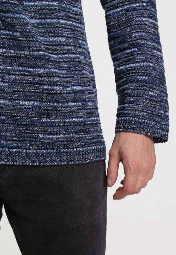 Свитер Стим