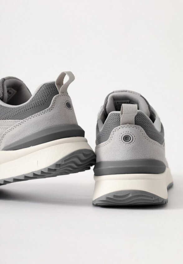 Кроссовки Baasploa