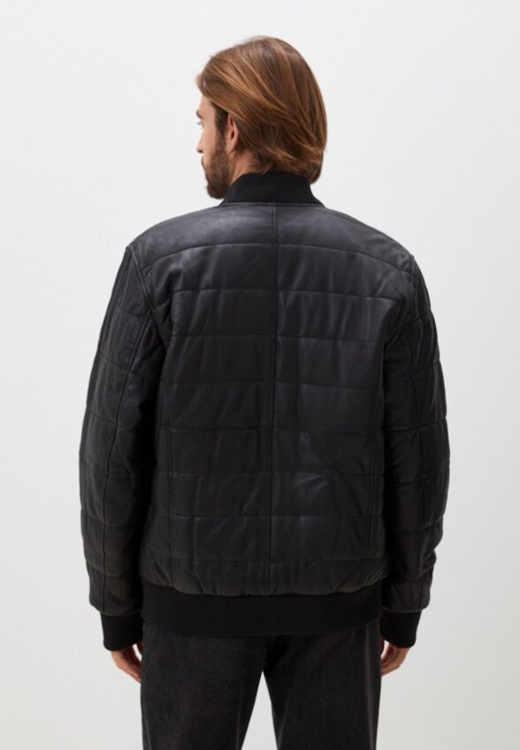 Бомбер Jorg Weber