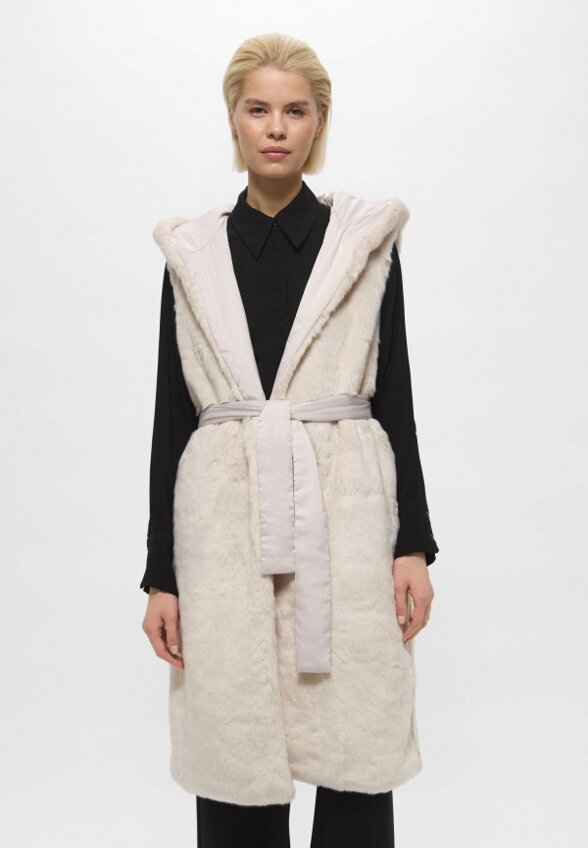 Жилет утепленный Trussardi