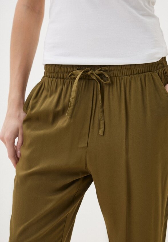 Брюки Terranova