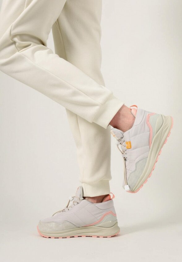 Кроссовки Baasploa