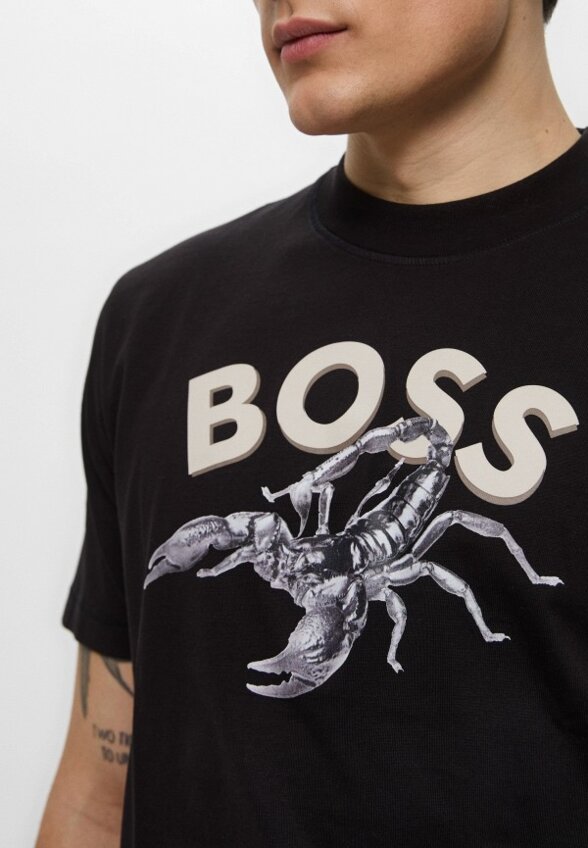 Футболка Boss