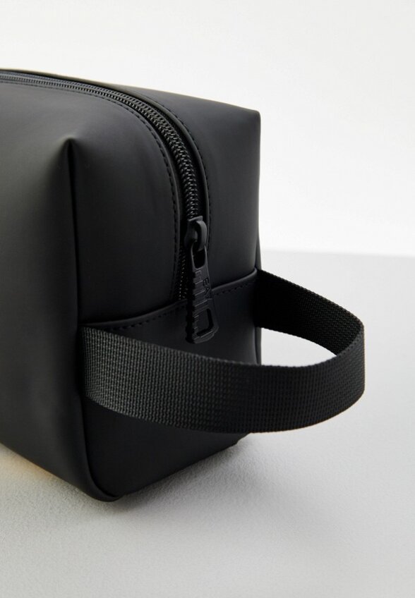 Несессер EA7