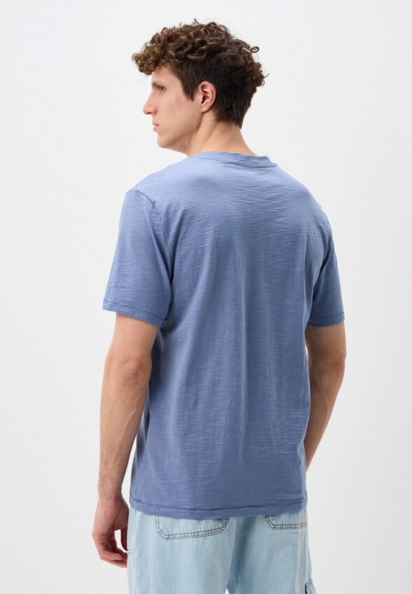 Футболка Colin's