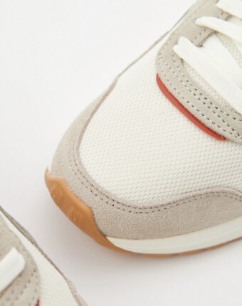 Кроссовки Reebok женщинам
