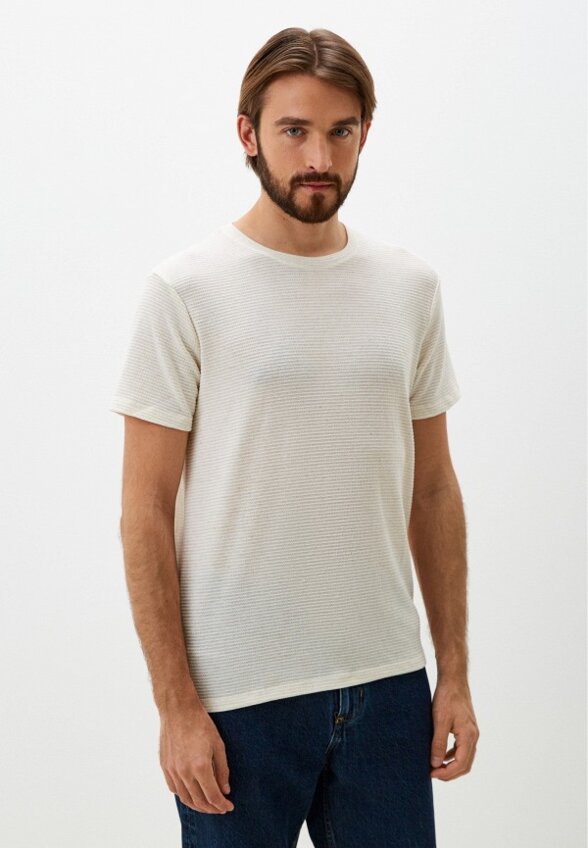 Футболка Colin's