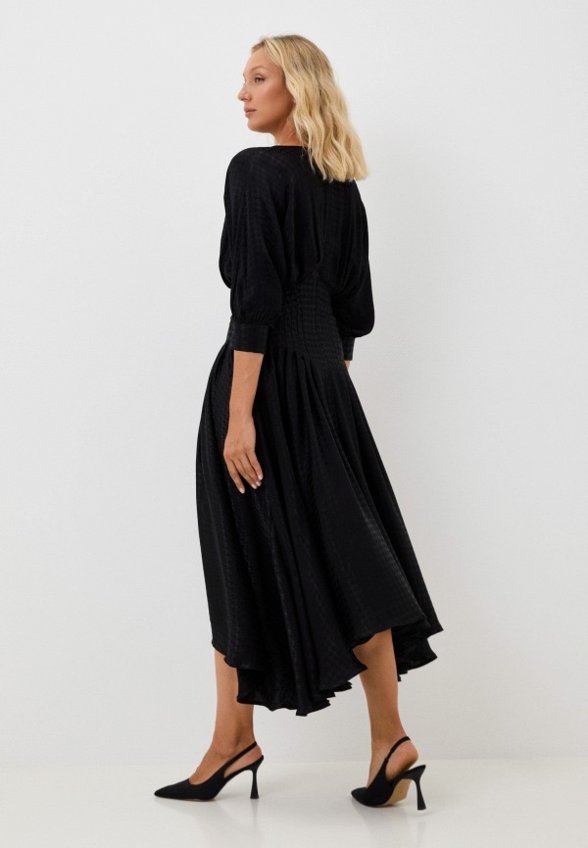 Платье MadaM T