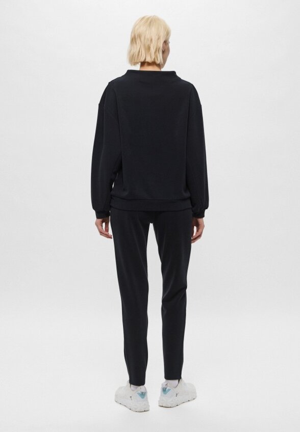 Костюм спортивный EA7