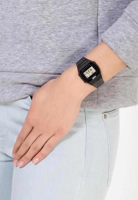Часы Casio