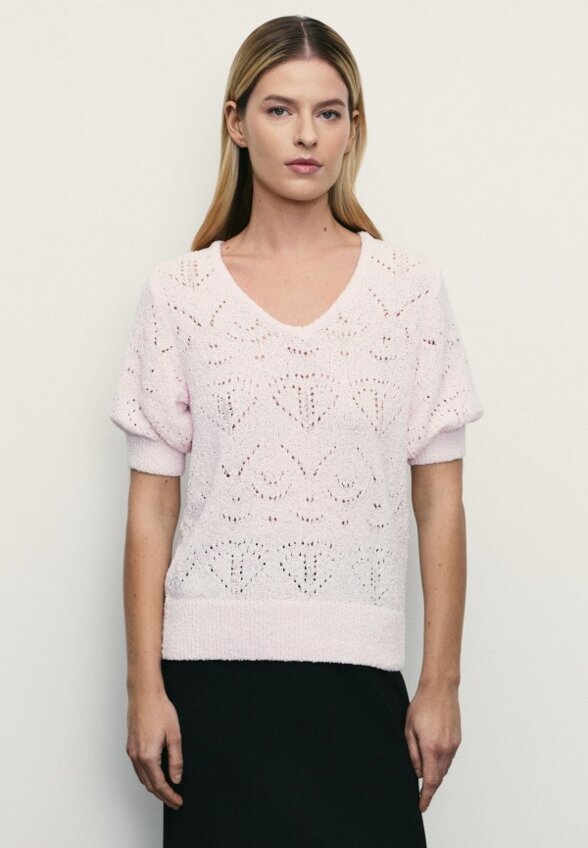 Пуловер Zarina