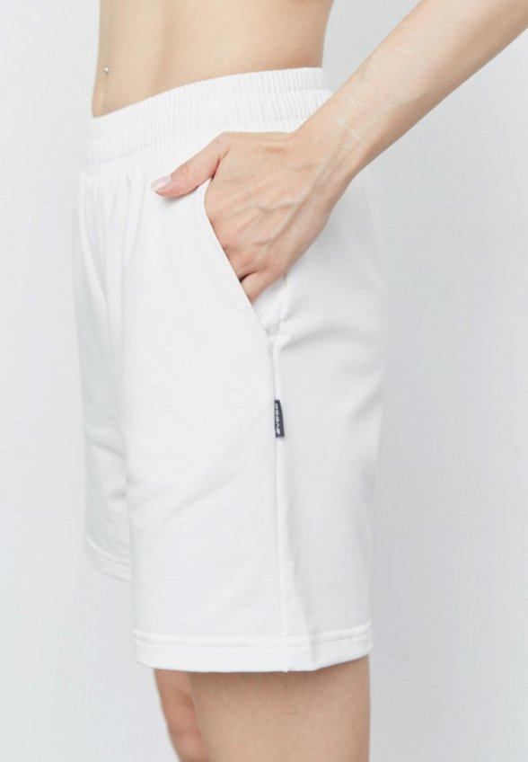 Шорты спортивные Avese