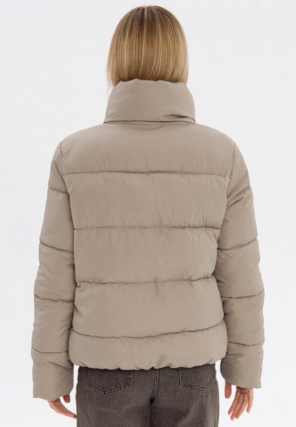 Пуховик Твое