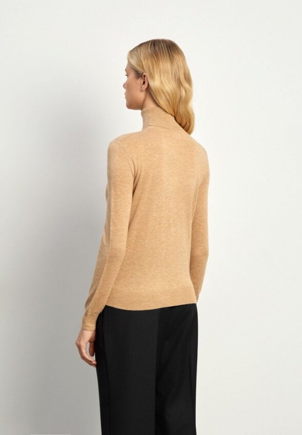 Водолазка Emka