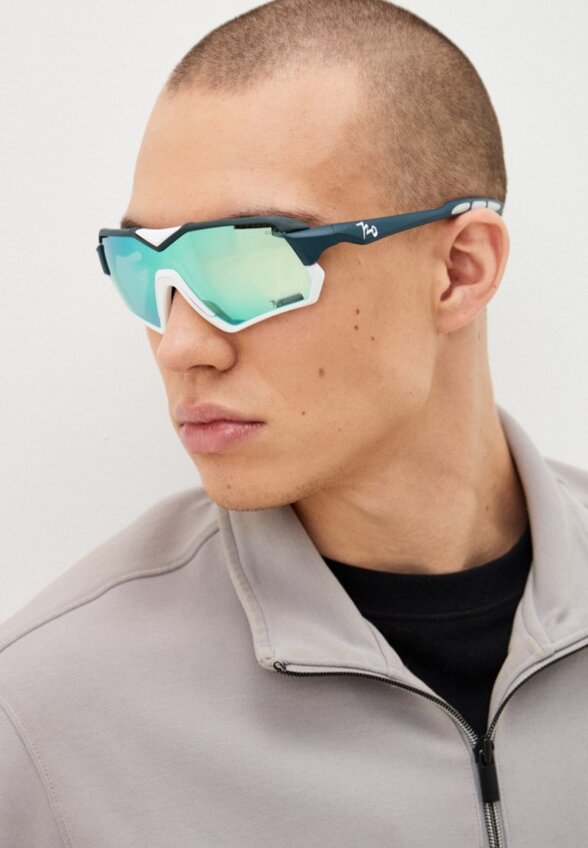 Очки солнцезащитные 720armour