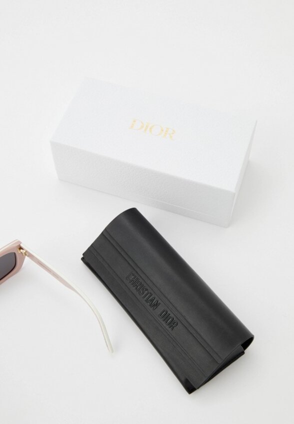 Очки солнцезащитные Dior