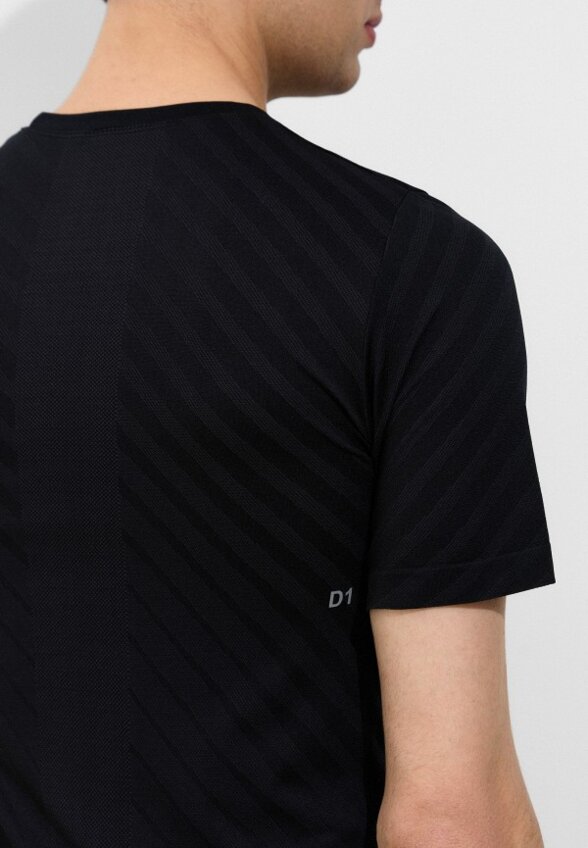 Футболка спортивная ASICS