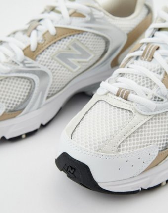 Кроссовки New Balance женщинам