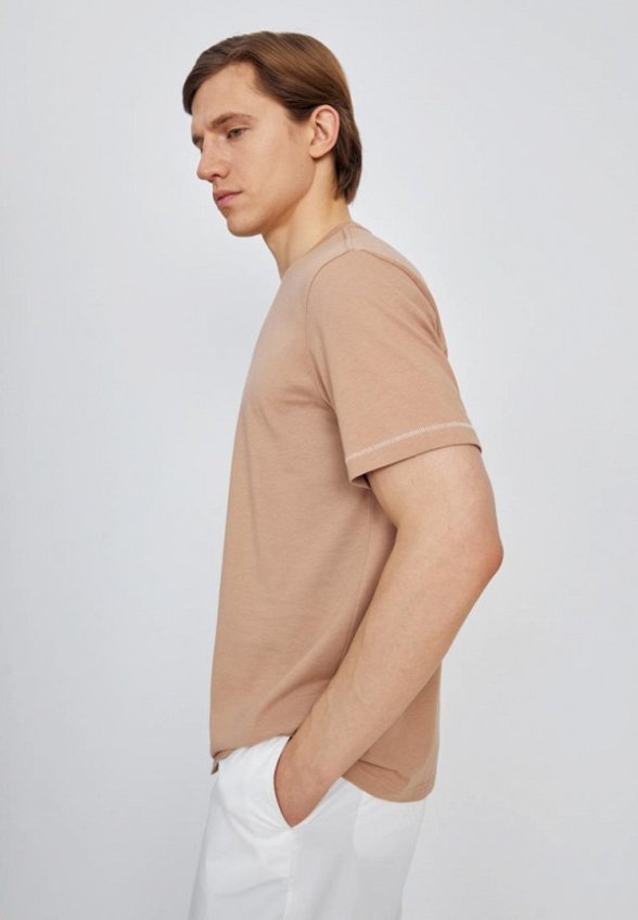 Футболка Finn Flare