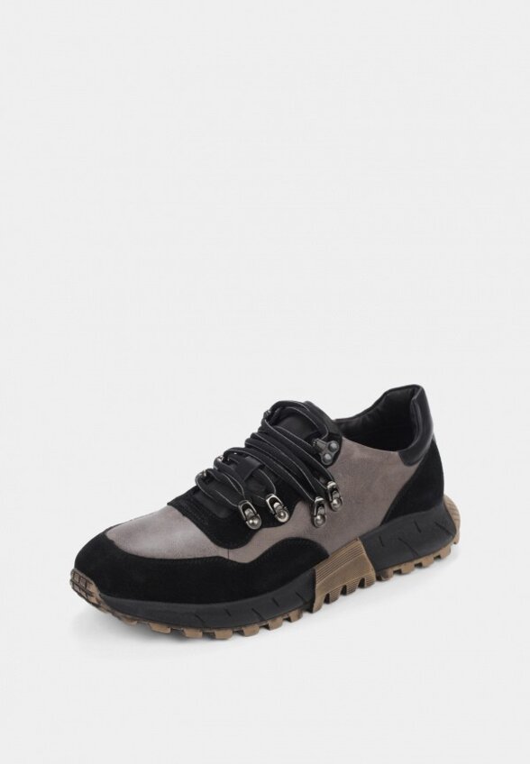 Кроссовки MCM