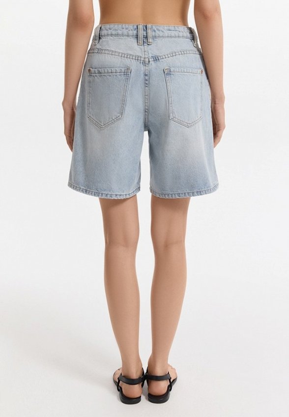 Шорты джинсовые Love Republic