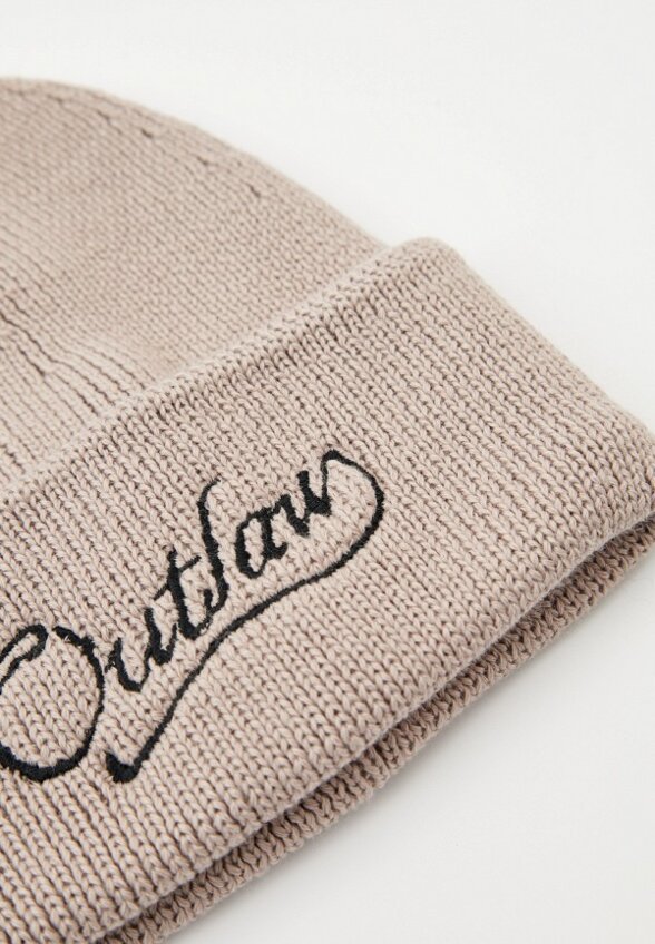 Шапка Аутло