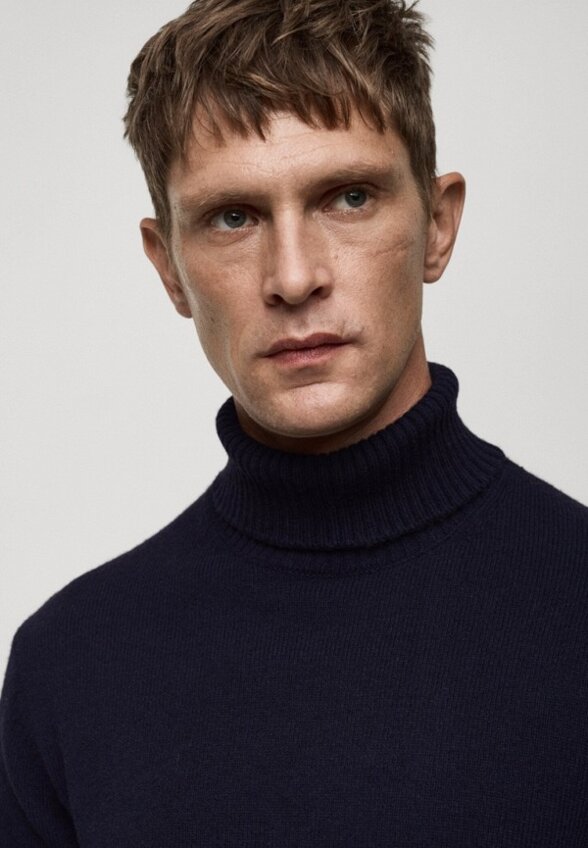 Водолазка Mango Man