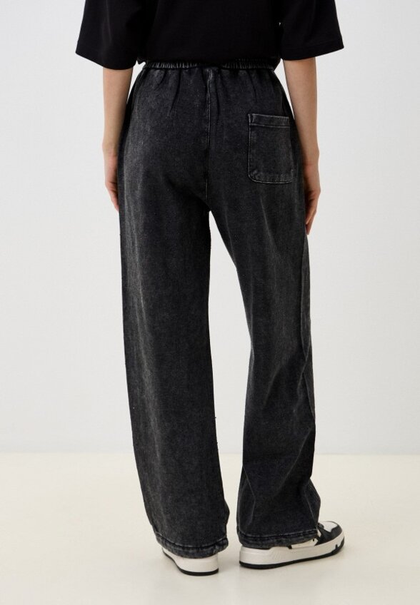 Брюки спортивные Bad Queen