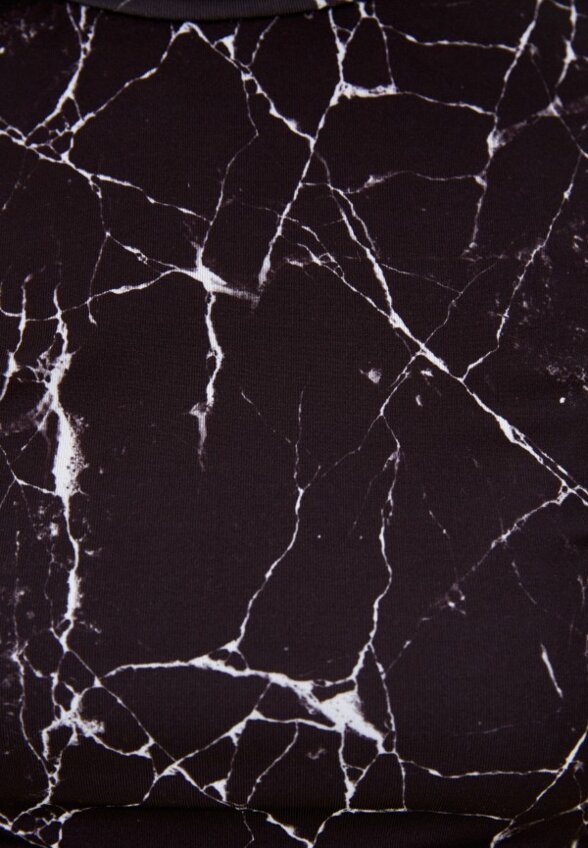 Водолазка Bad Queen