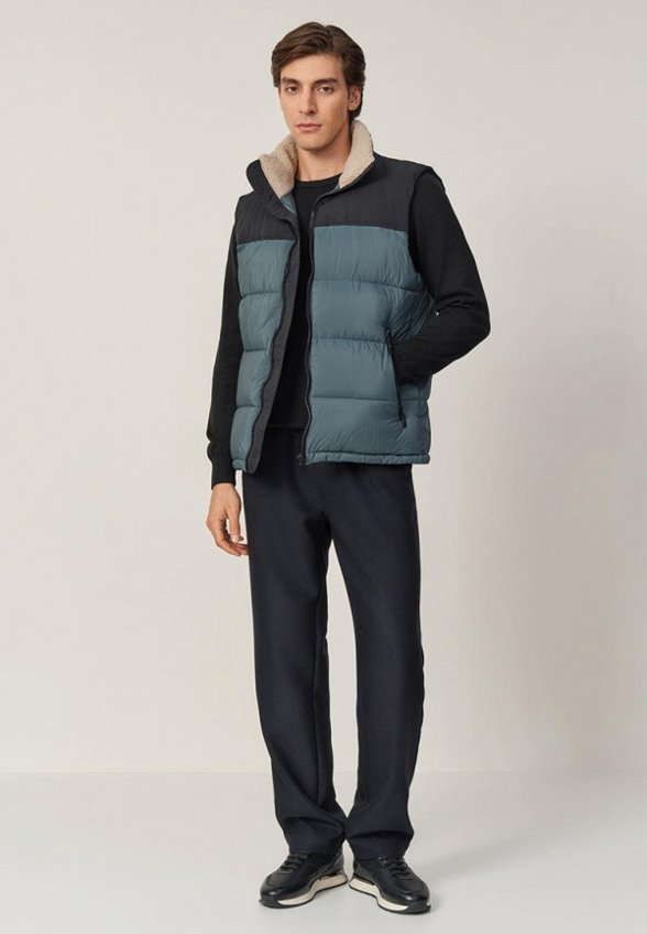 Жилет утепленный Baon