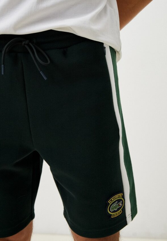 Шорты Lacoste