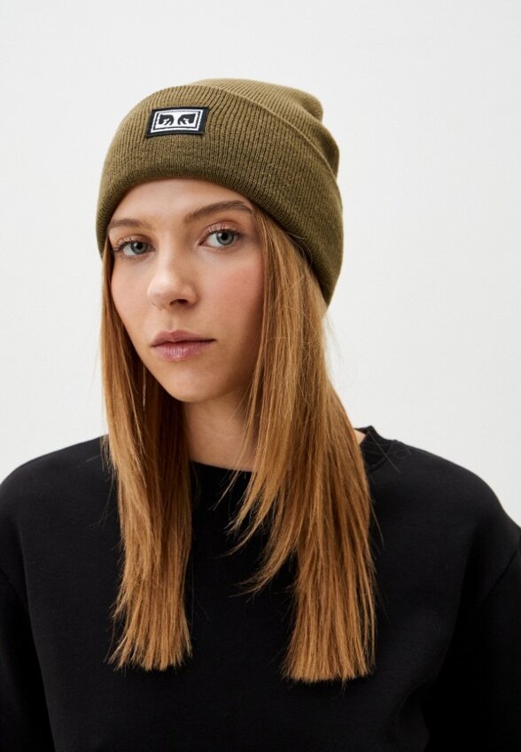 Шапка Obey