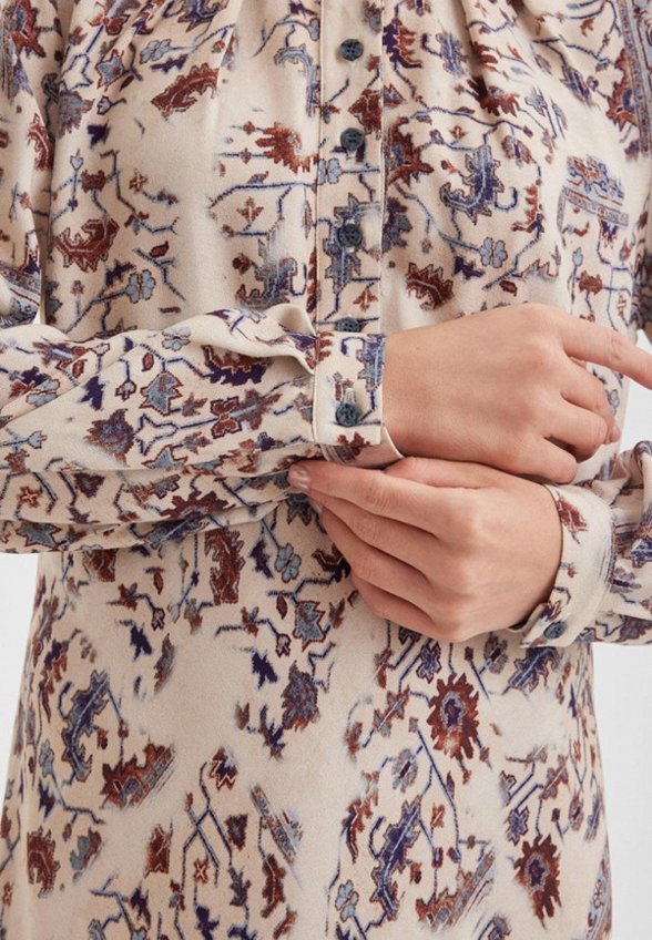 Платье N.O.M.I